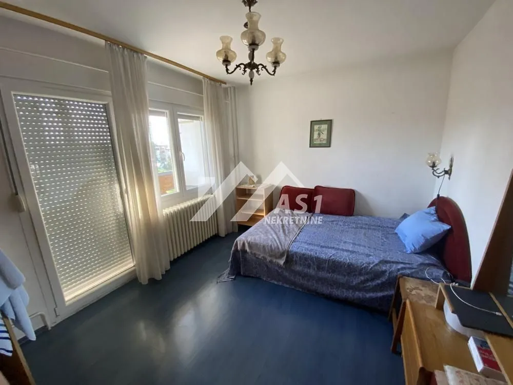 Izdavanje, trosoban stan, 67m², Liman 1, Novi Sad Sve Podlokacije