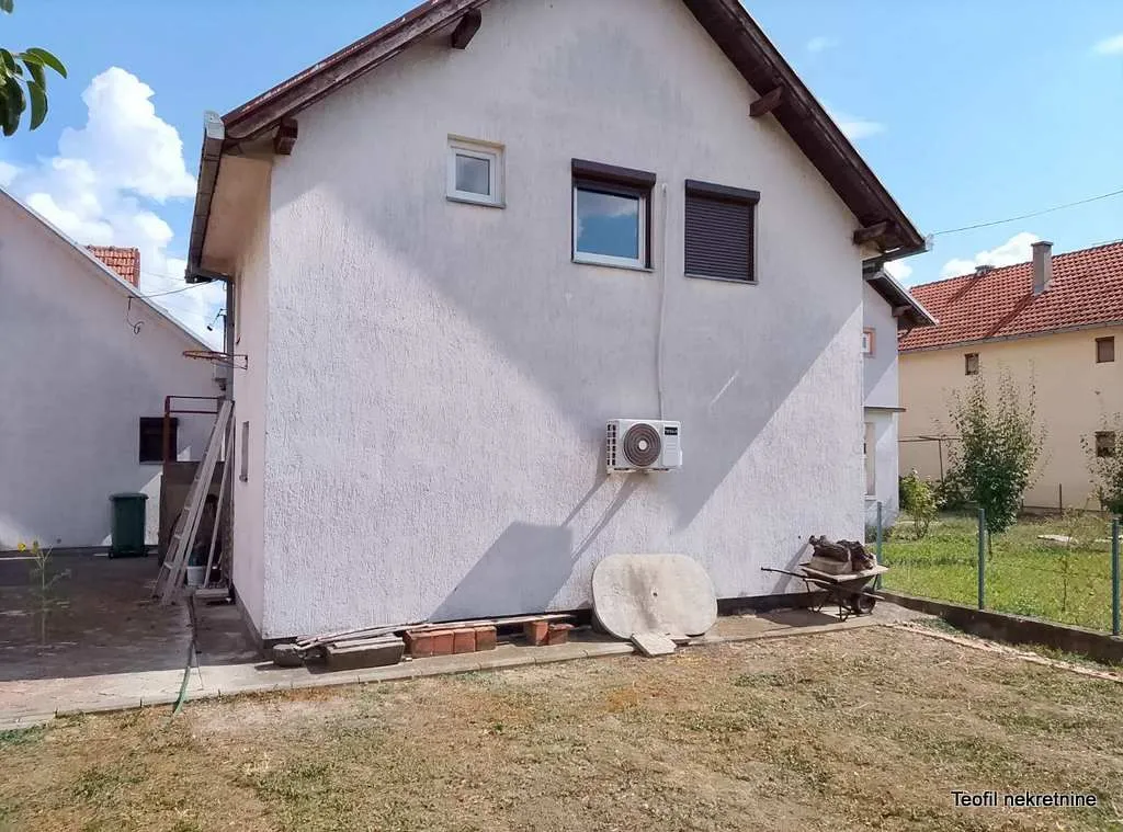 Prodaja, kuća, 145m², Batajnica, Beograd