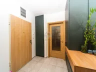 Prodaja, dvosoban stan, 70m², Stari Aerodrom, Podgorica - image 9