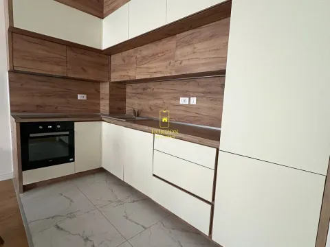 Sale, one bedroom apartment, 57m², Kod Capital Plaze, Podgorica - image 10