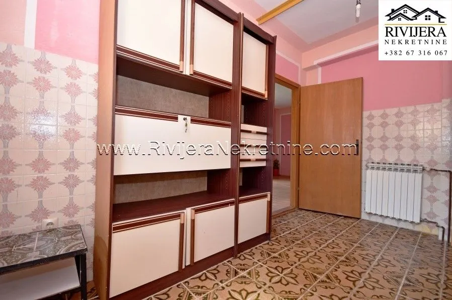 Prodaja, dvosoban stan, 79m², Đenovići, Herceg Novi