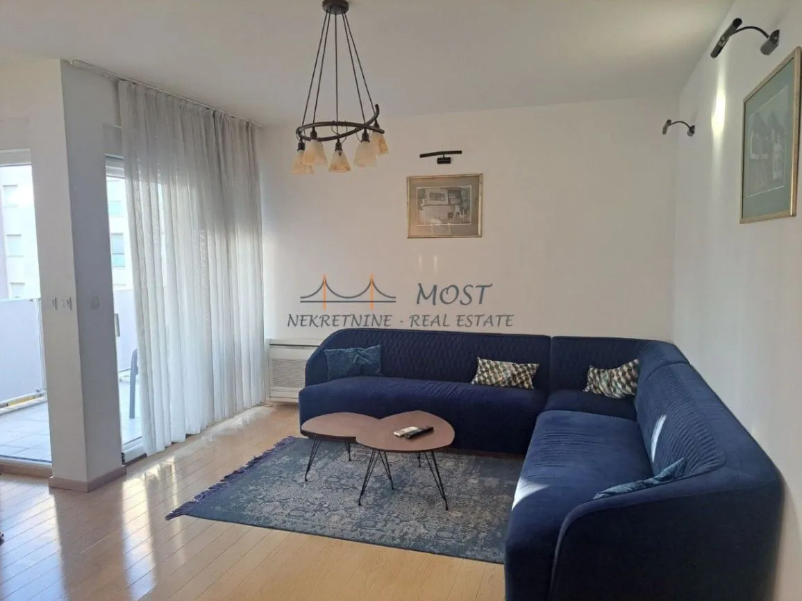 Rent, two bedroom apartment, 72m², City Kvart, Podgorica
