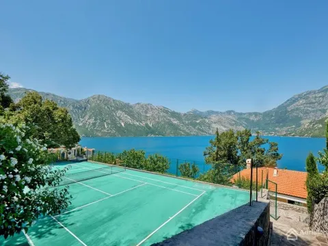 Prodaja, kuća, 235m², Kostanjica, Kotor - image 13