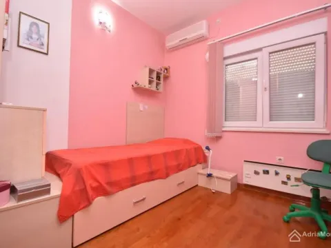 Prodaja, kuća, 275m², Đenovići, Herceg Novi - image 10