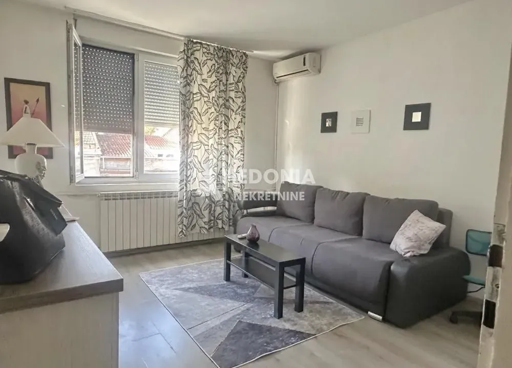 Sale, one bedroom apartment, 30m², Savski Venac, Beograd