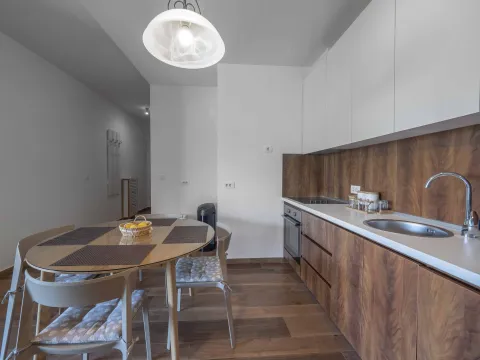 Rent, two bedroom apartment, 81m², Centar, Budva - image 10