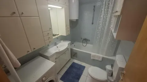 Izdavanje, dvosoban stan, 56m², Centar, Novi Sad - image 9