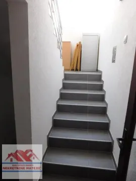Prodaja, kuća, 300m², Stanovo, Kragujevac - image 10