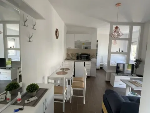 Sale, house, 400m², Utjeha, Bar - image 9