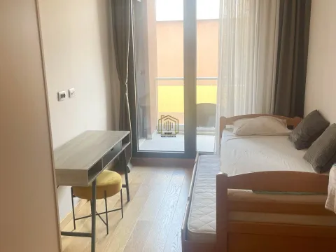 Rent, two bedroom apartment, 75m², Kruševac, Podgorica - image 7