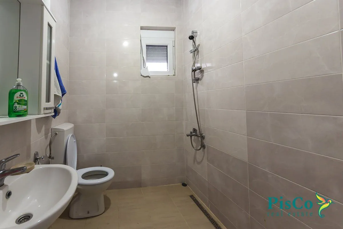 Sale, house, 300m², Bar, Crna Gora