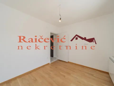 Sale, three bedroom apartment, 81m², Grocka, Beograd - image 12