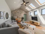 Izdavanje, kuća, 520m², Đuraševići, Tivat - image 25