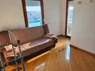 Izdavanje, dvosoban stan, 64m², Stari Aerodrom, Podgorica - image 7