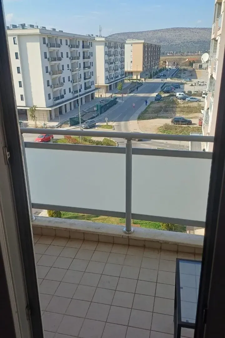 Izdavanje, jednosoban stan, 42m², City Kvart, Podgorica