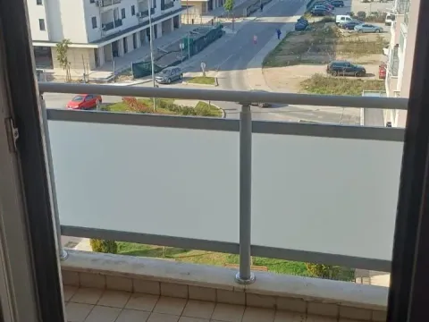 Izdavanje, jednosoban stan, 42m², City Kvart, Podgorica - image 2