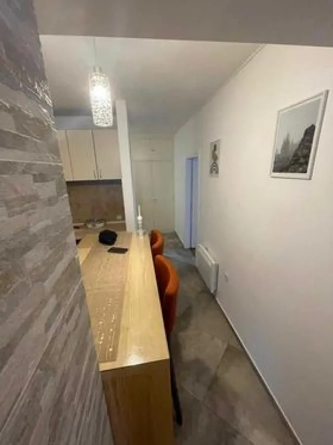 Prodaja, dvosoban stan, 52m², Tivat, Crna Gora