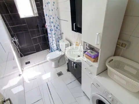 Izdavanje, kuća, 140m², Donji Kokoti, Podgorica - image 15