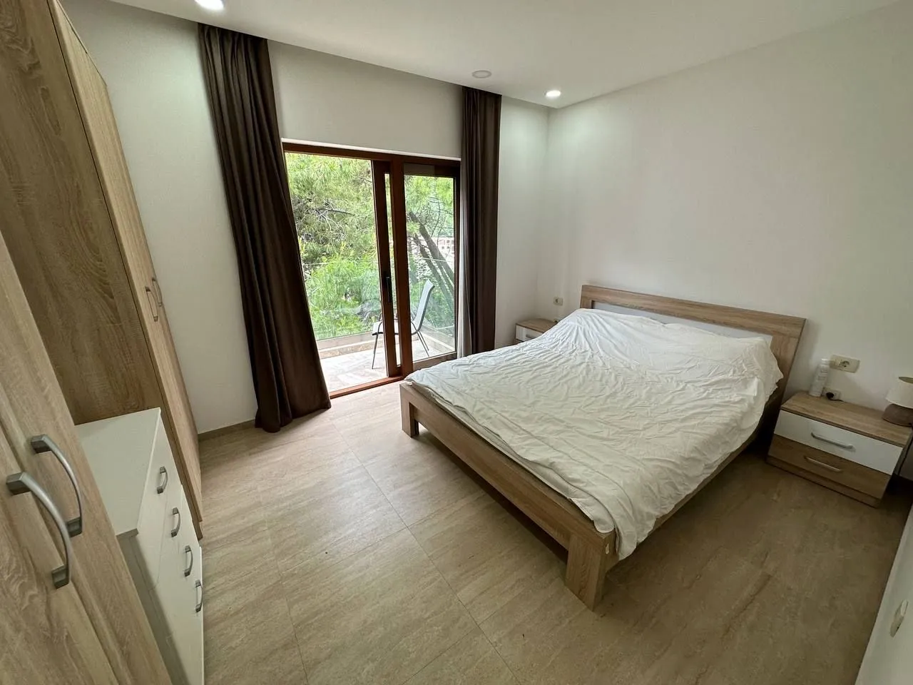 Rent, two bedroom apartment, 110m², Sveti Stefan, Budva