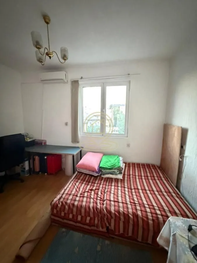 Rent, two bedroom apartment, 50m², Stari Grad, Beograd