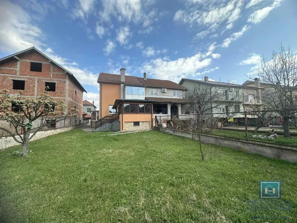 Prodaja, kuća, 300m², Ćuprija, Srbija