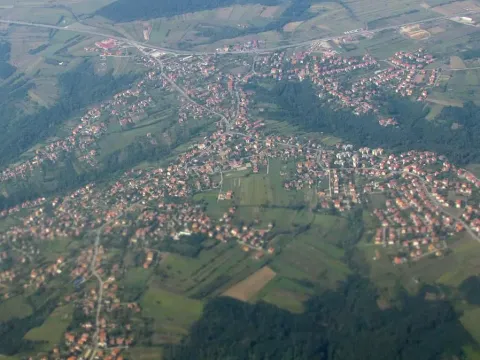 Izdavanje, plac, 1600m², Čukarica, Beograd - image 2