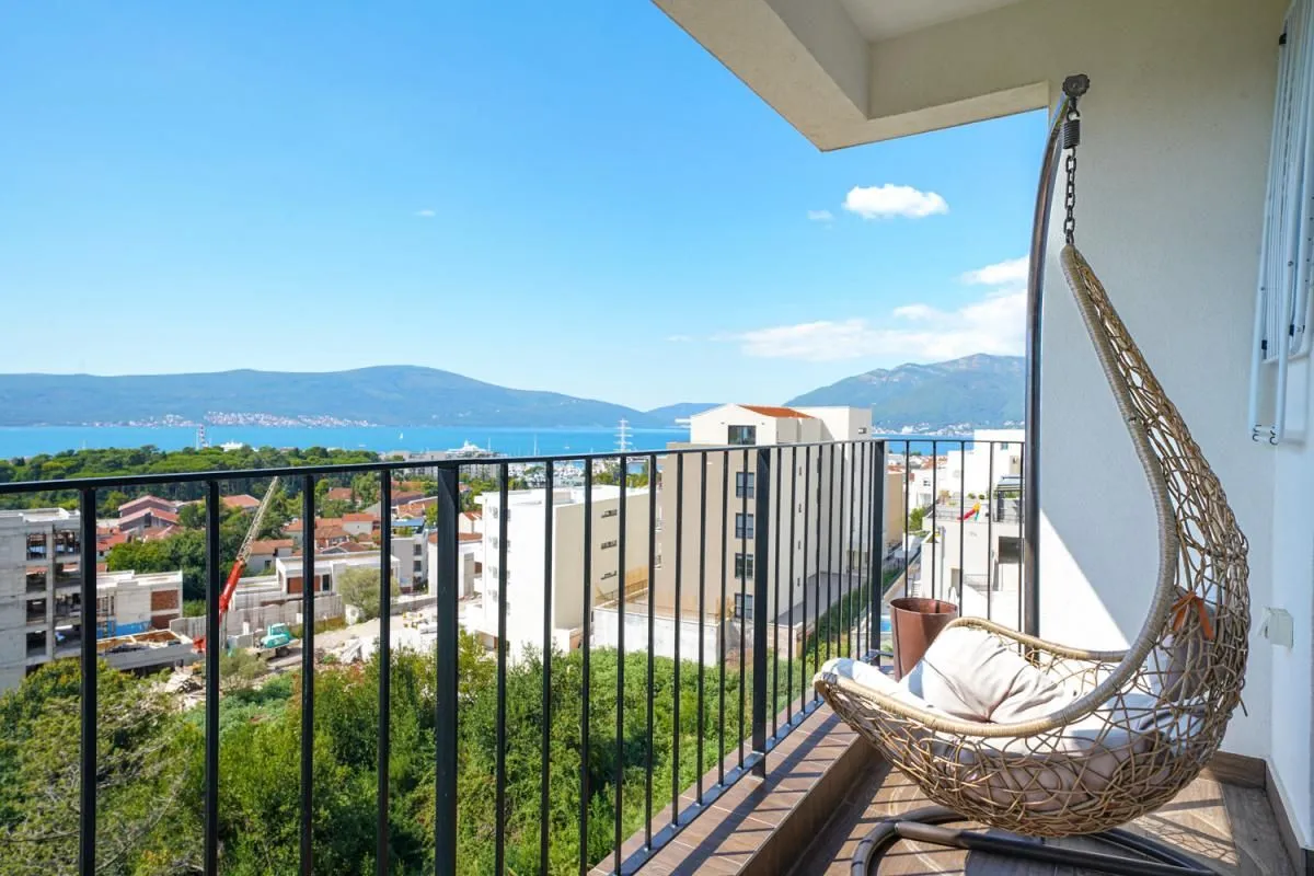 Prodaja, dvosoban stan, 66m², Tivat, Crna Gora