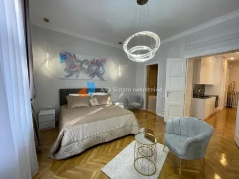 Izdavanje, trosoban stan, 107m², Tašmajdan, Palilula Sve Podlokacije - image 12