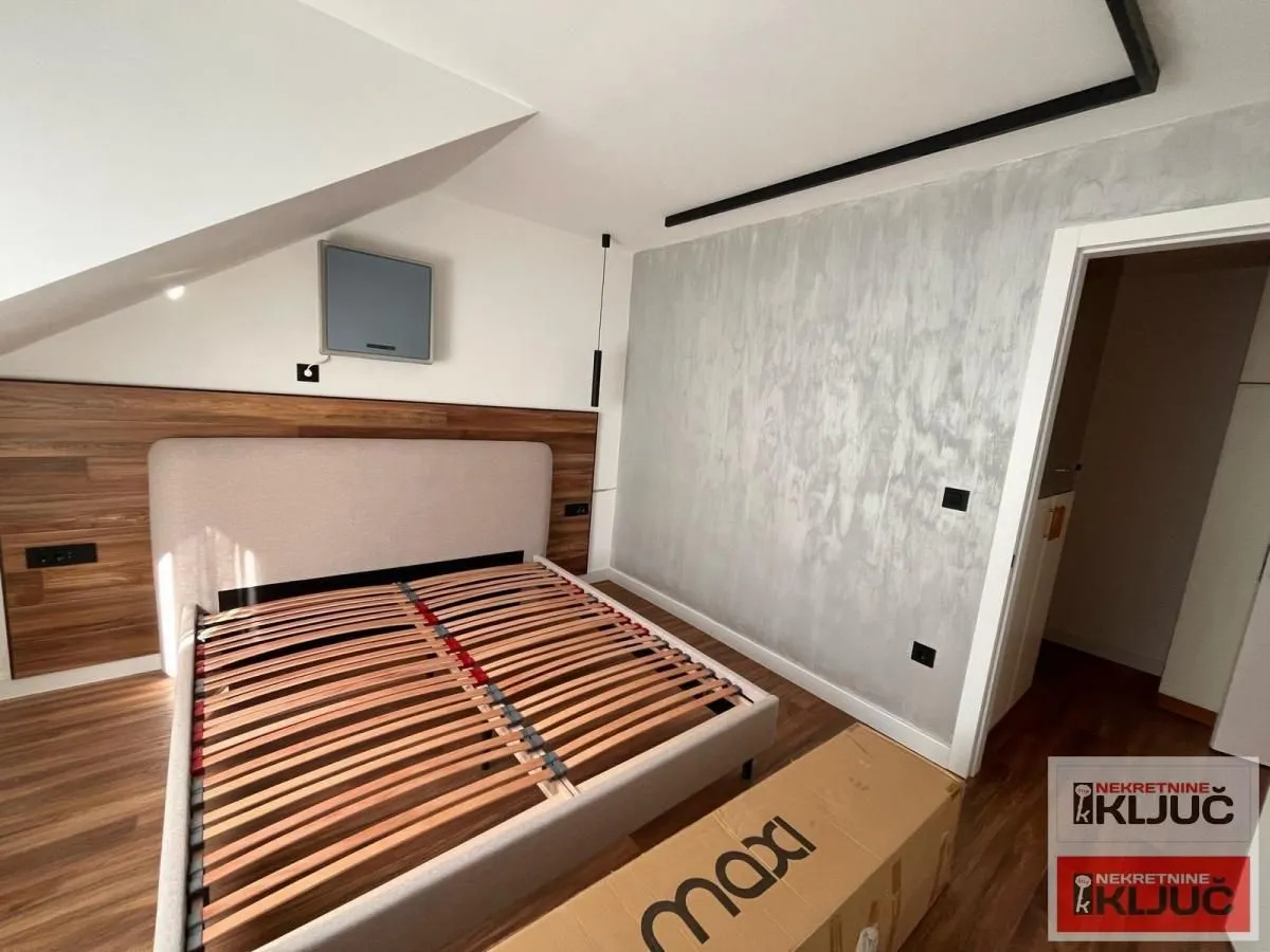 Prodaja, četvorosoban stan, 119m², Spens, Novi Sad Sve Podlokacije