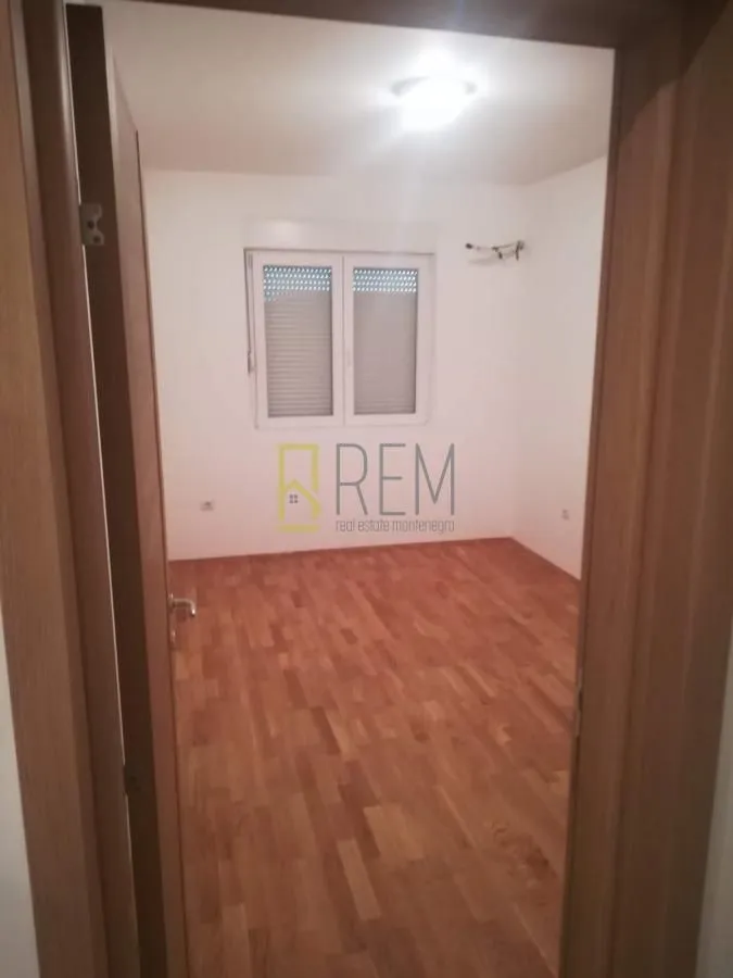 Rent, two bedroom apartment, 70m², Stari Aerodrom, Podgorica
