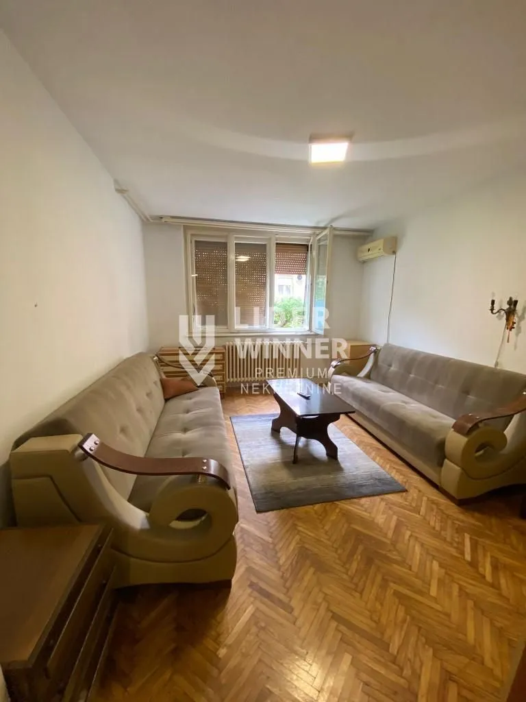 Prodaja, jednosoban stan, 39m², Gundulićev Venac, Beograd