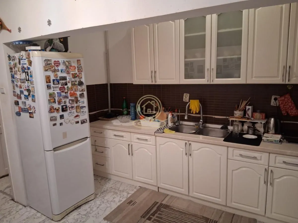 Prodaja, trosoban stan, 70m², Mala vaga, Kragujevac