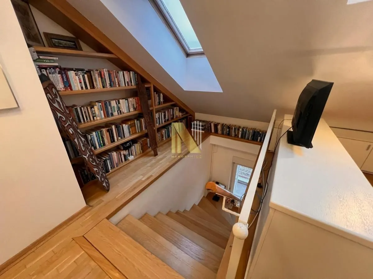 Prodaja, dvosoban stan, 89m², Stari grad, Novi Sad