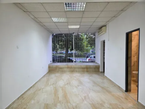 Rent, office space, 48m², Baston, Podgorica - image 5