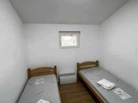 Rent, three bedroom apartment, 55m², Voždovac Sve Podlokacije, Beograd - image 10