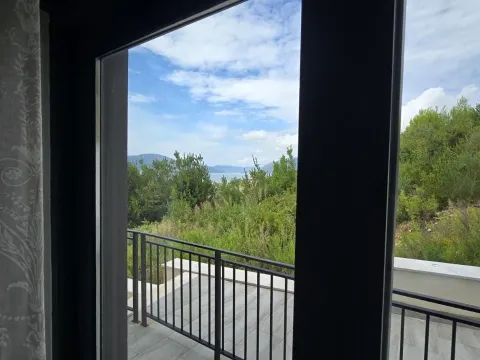 Prodaja, dvosoban stan, 57m², Tivat, Crna Gora - image 8