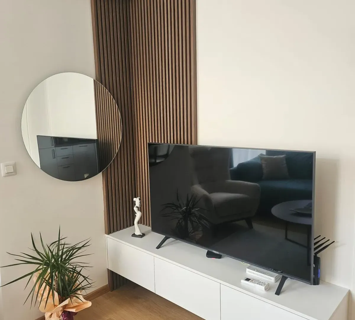 Rent, one bedroom apartment, 62m², Bečići, Budva