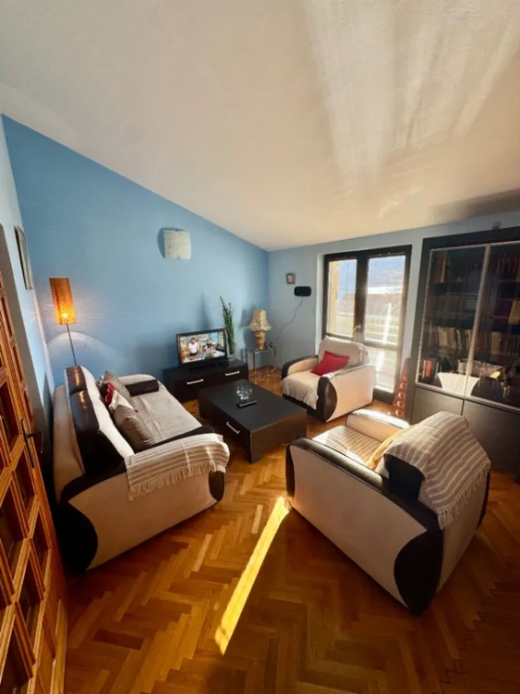 Rent, two bedroom apartment, 83m², Sveti Stasije, Kotor