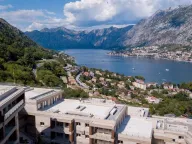 Prodaja, jednosoban stan, 52m², Škaljari, Kotor - image 1