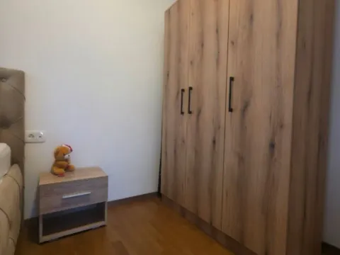 Izdavanje, jednosoban stan, 46m², Podgorica, Crna Gora - image 4