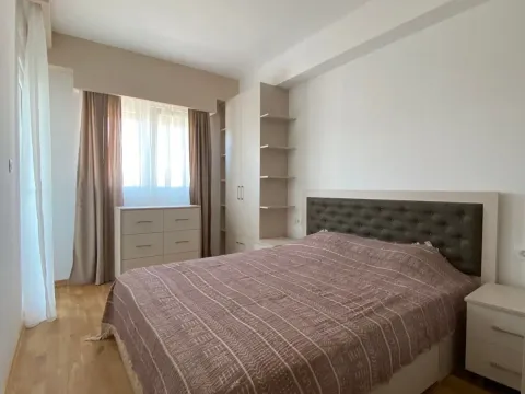 Izdavanje, jednosoban stan, 50m², Pobrežje, Podgorica - image 6