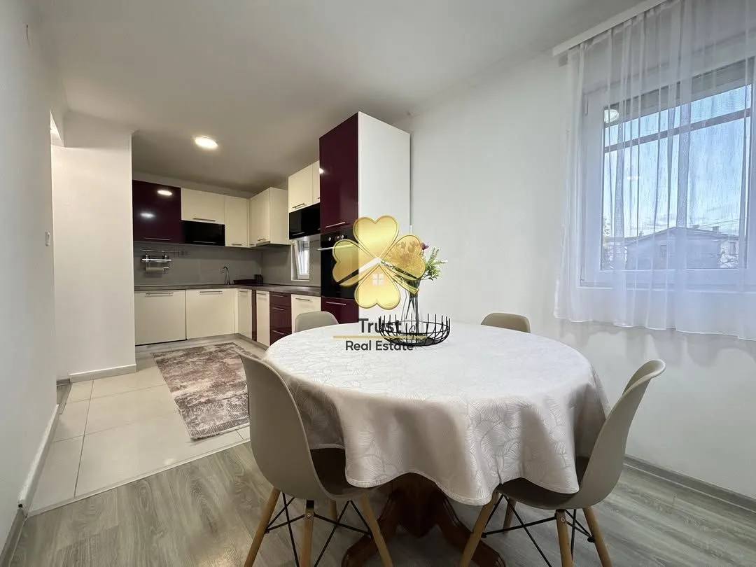 Izdavanje, kuća, 150m², Masline, Podgorica