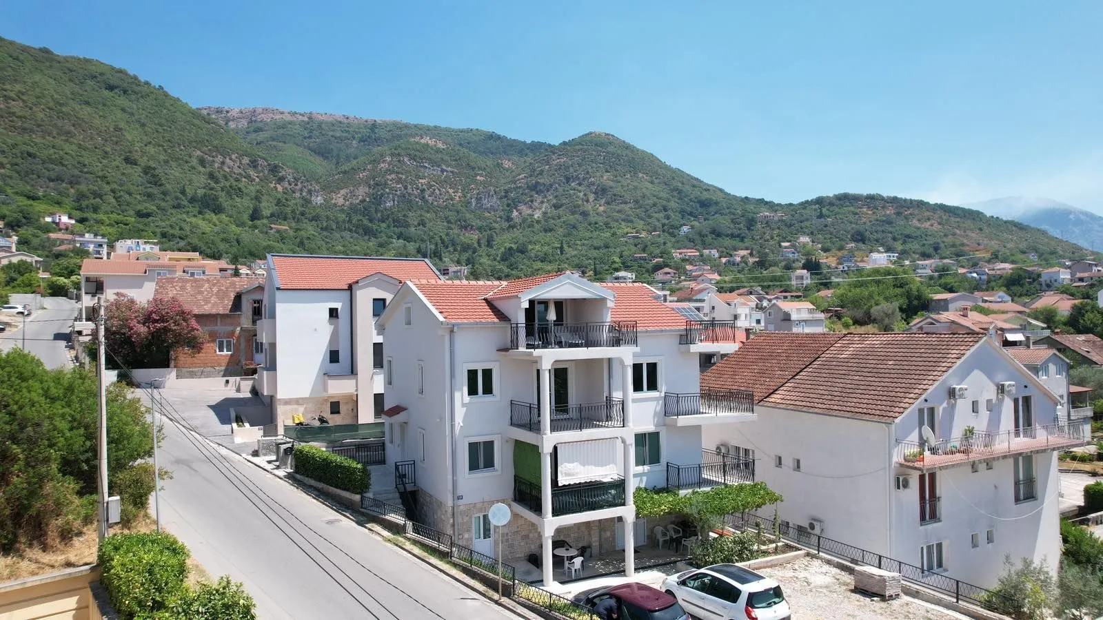 Sale, house, 590m², Tivat, Crna Gora