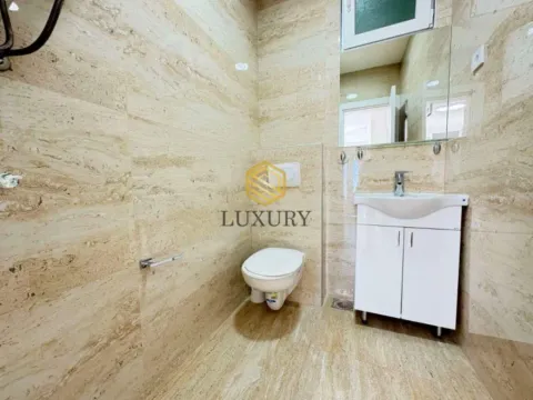 Izdavanje, kuća, 170m², Zagorič, Podgorica - image 3