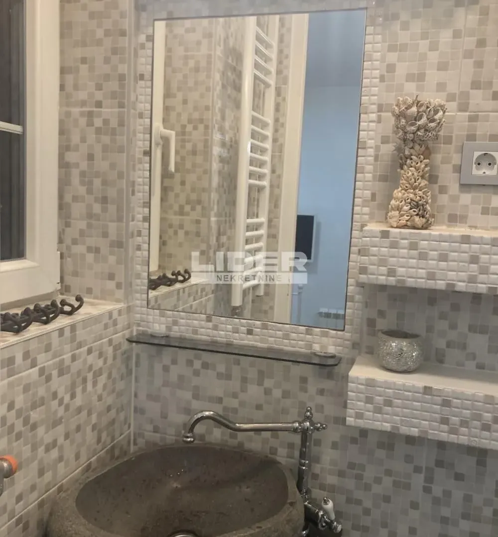 Sale, two bedroom apartment, 63m², Stari Grad, Beograd