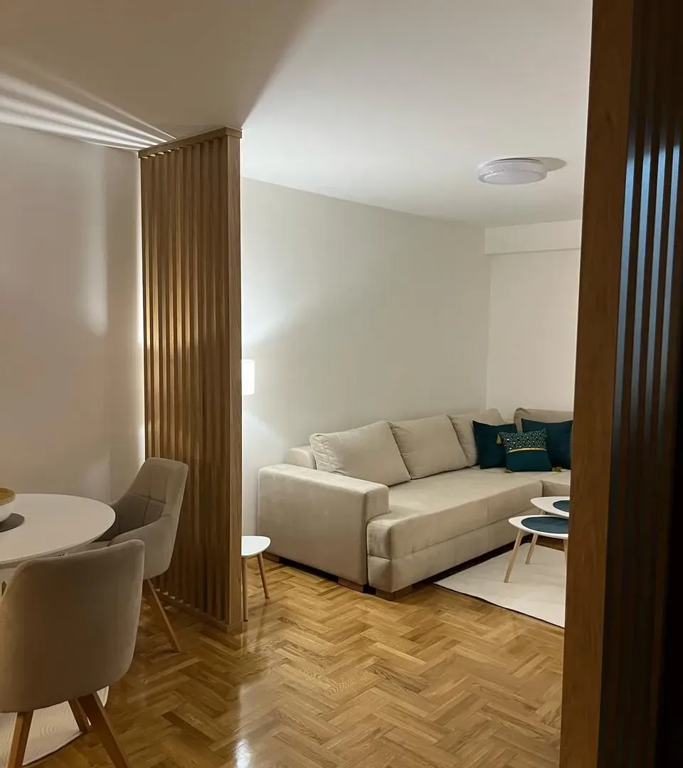 Izdavanje, jednosoban stan, 40m², Kruševac, Podgorica