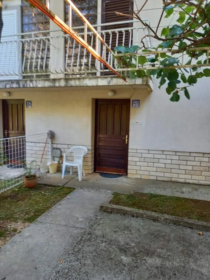 Prodaja, jednosoban stan, 47m², Herceg Novi, Crna Gora
