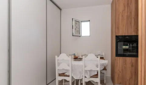 Prodaja, kuća, 160m², Kosić, Danilovgrad - image 3