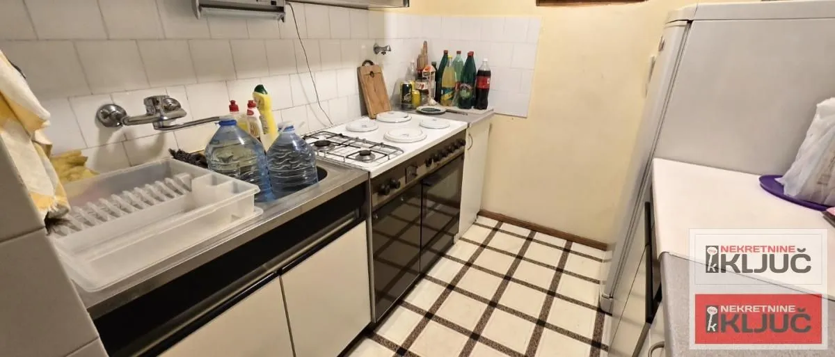 Prodaja, kuća, 63m², Rakovac, Novi Sad Sve Podlokacije