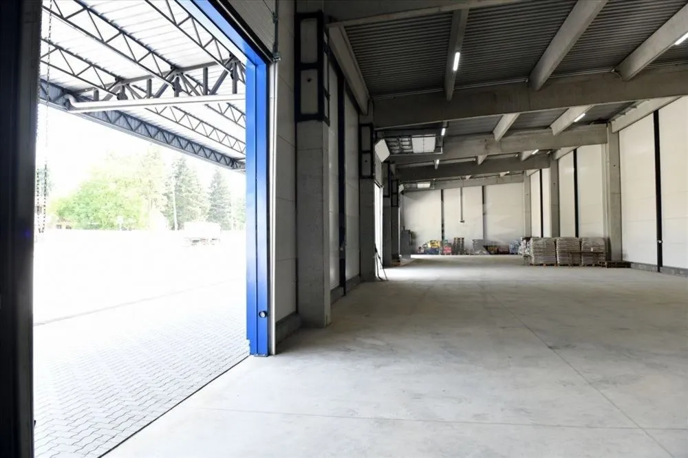 Rent, office space, 920m², Centar, Čačak
